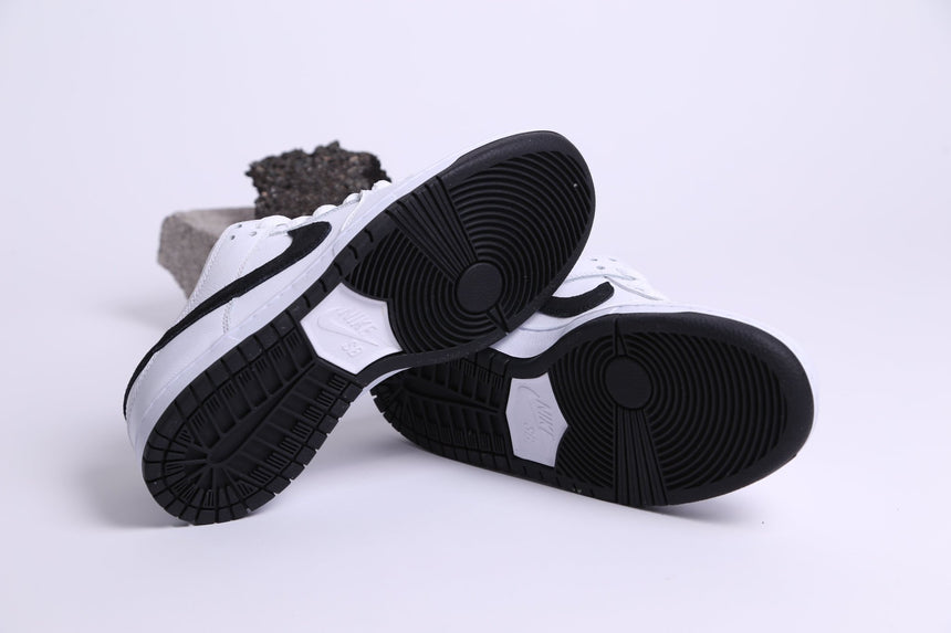 Nike Sb Dunk Low Pro - White Black - Spin Limit Boardshop