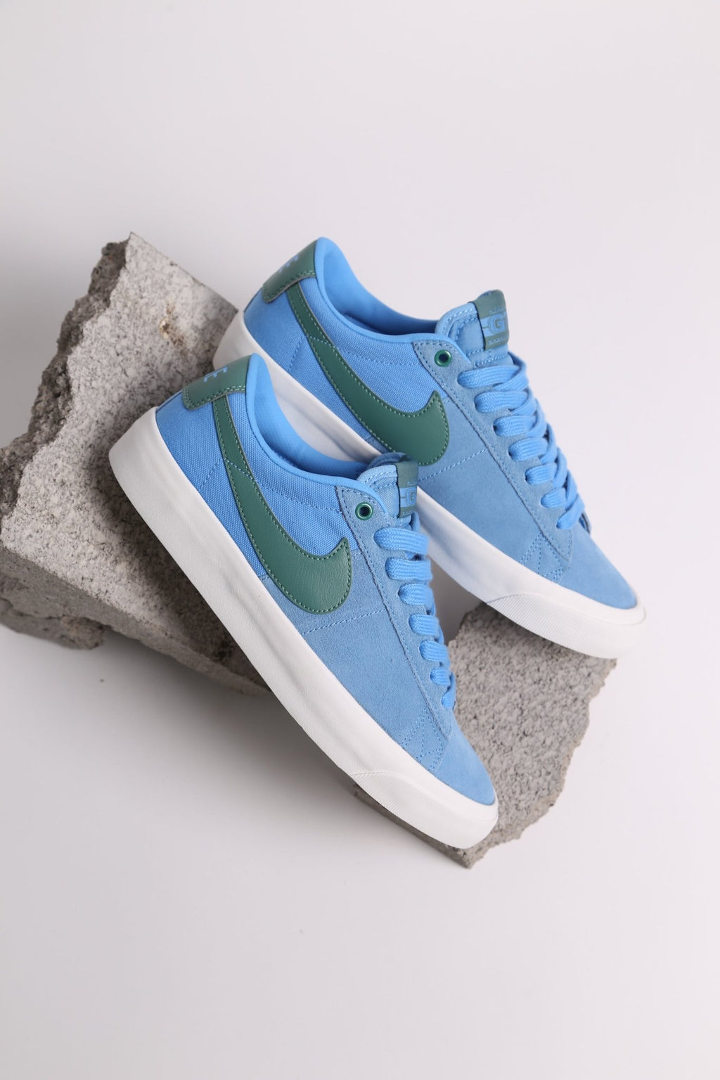 Nike Sb Zoom Blazer Low Pro GT University Blue Spin Limit Boardshop