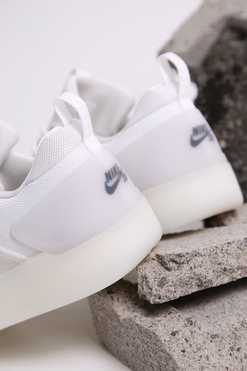 Nike Sb Zoom Nyjah 4 - White