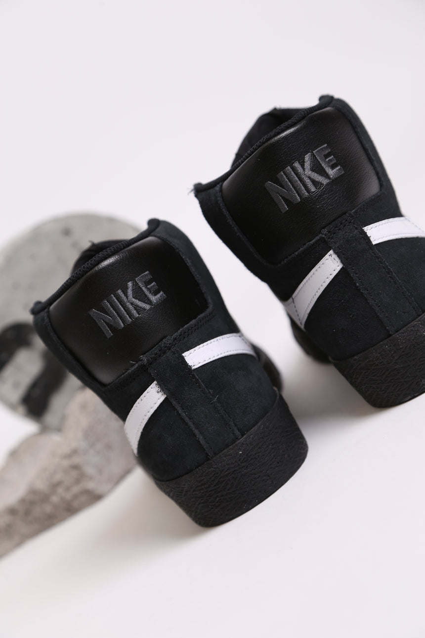 Nike Sb Blazer Mid - Black Suede