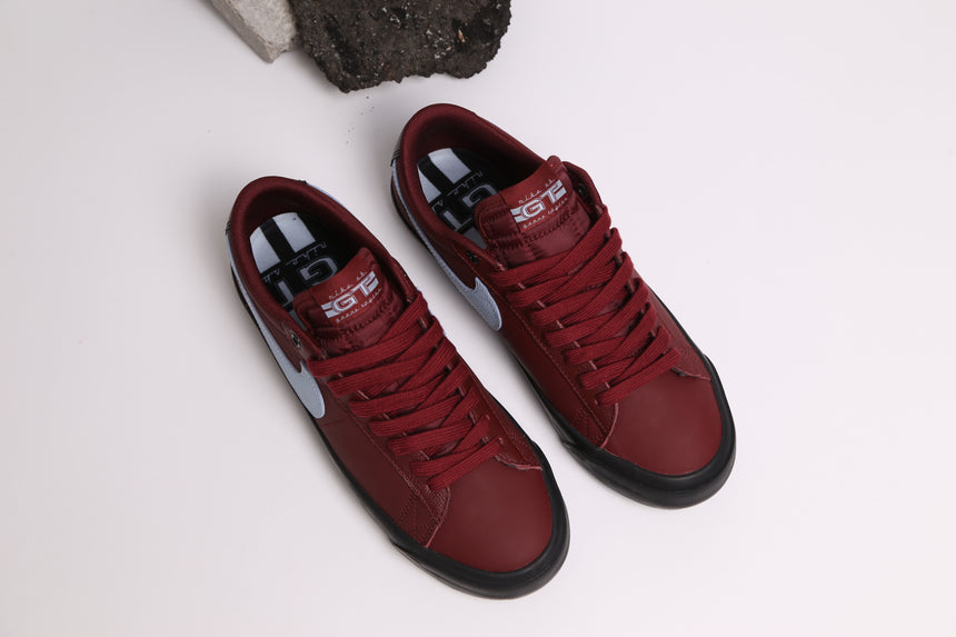 Nike Sb Zoom Blazer Low Pro GT - Burgundy