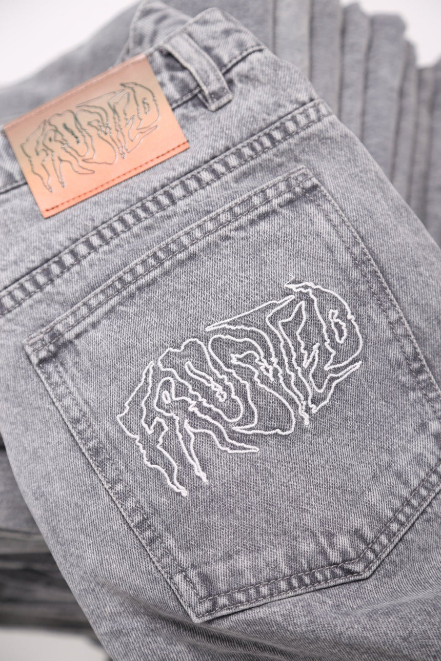 Frosted Classic Wavy Jeans Pants - Acid Wash Grey - Spin Limit Boardshop
