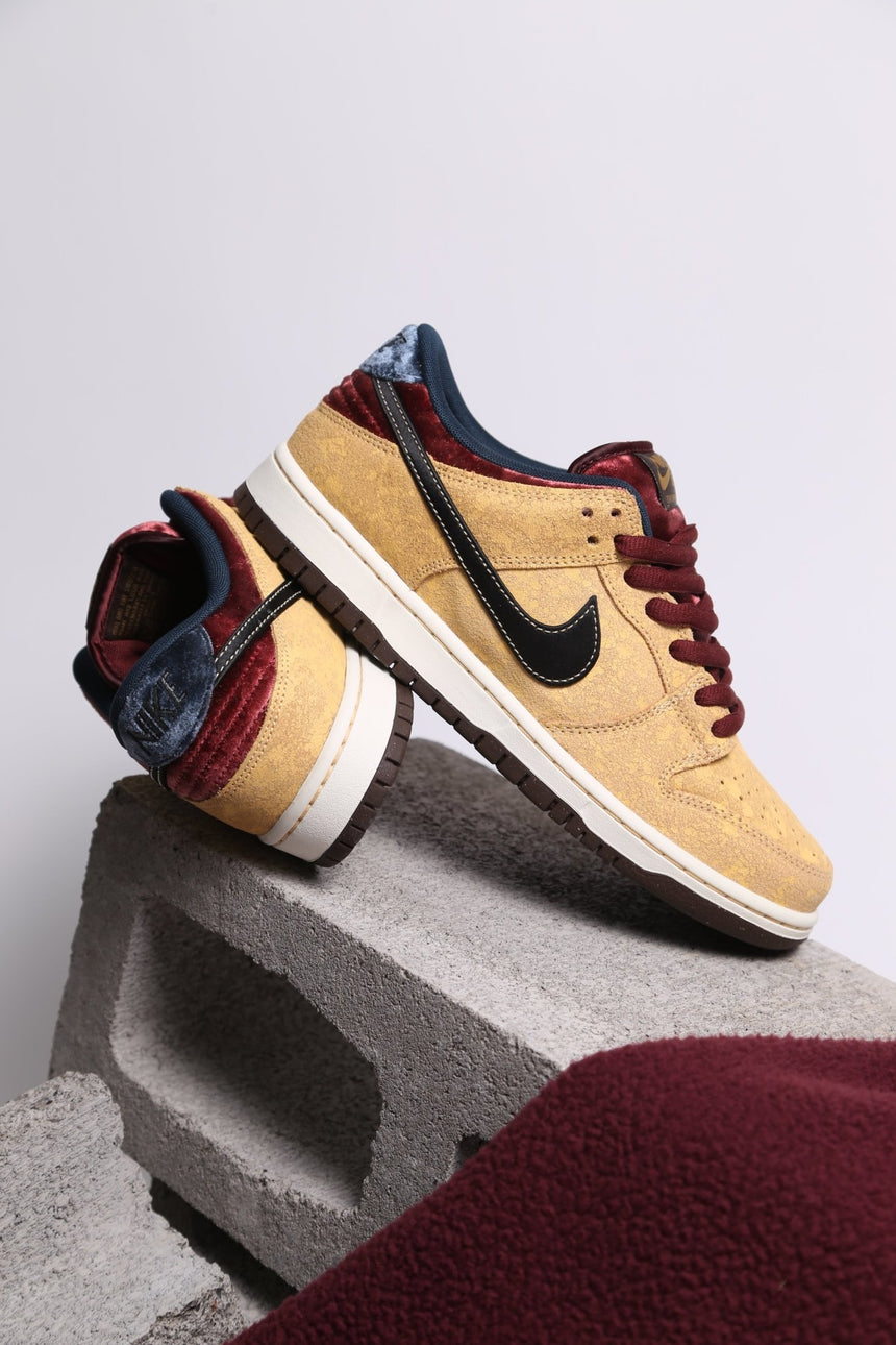 Nike SB Dunk Low Pro - City Of Cinema - Spin Limit Boardshop