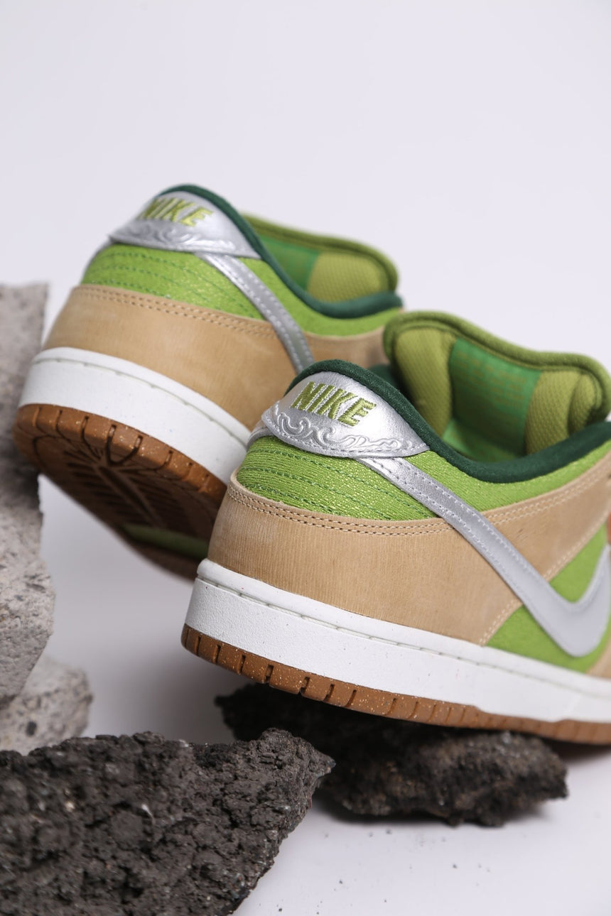 Nike SB Dunk Low Pro - Escargot - Spin Limit Boardshop