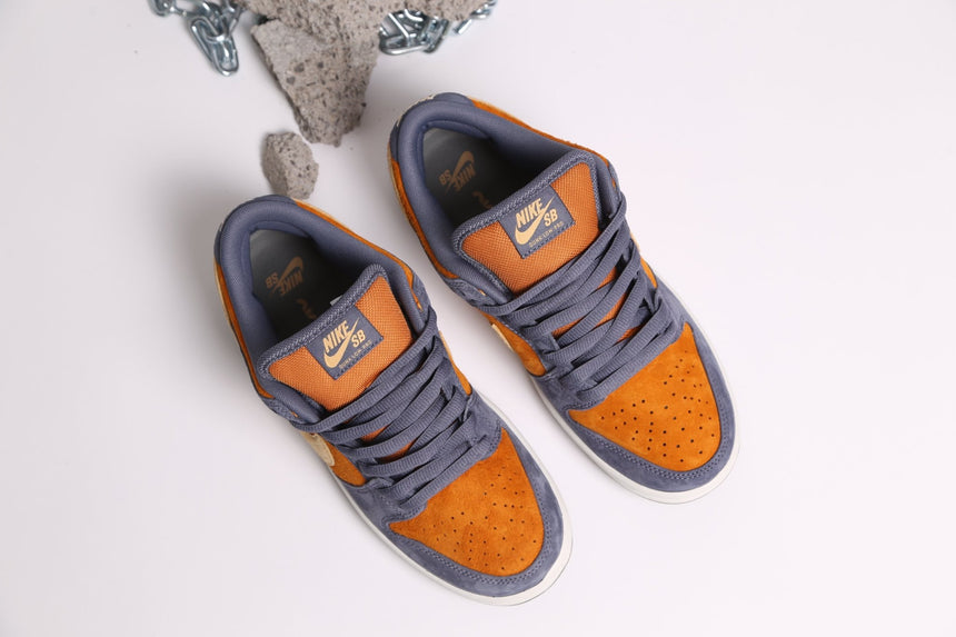 Nike SB Dunk Low Pro - Light Carbon Monarch - Spin Limit Boardshop