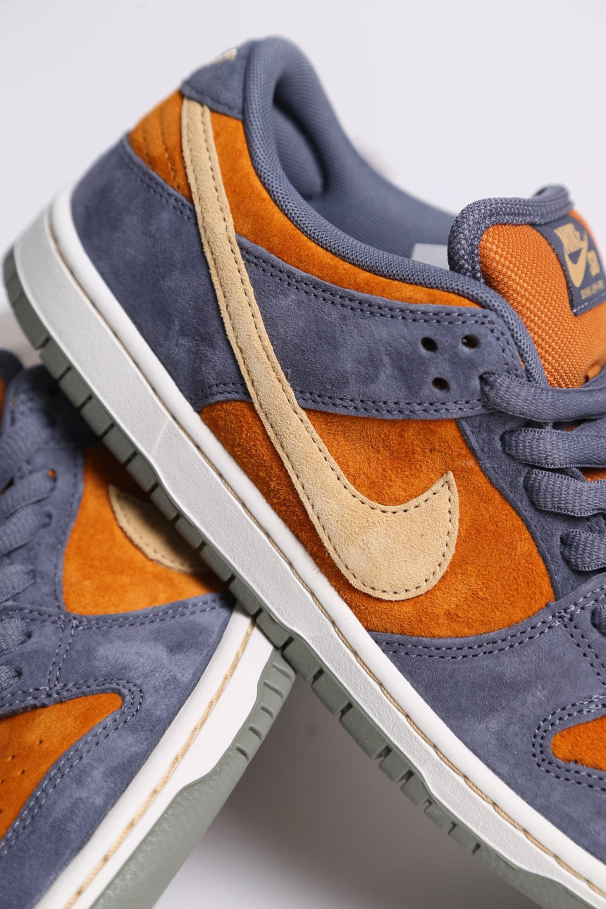 Nike SB Dunk Low Pro - Light Carbon Monarch - Spin Limit Boardshop