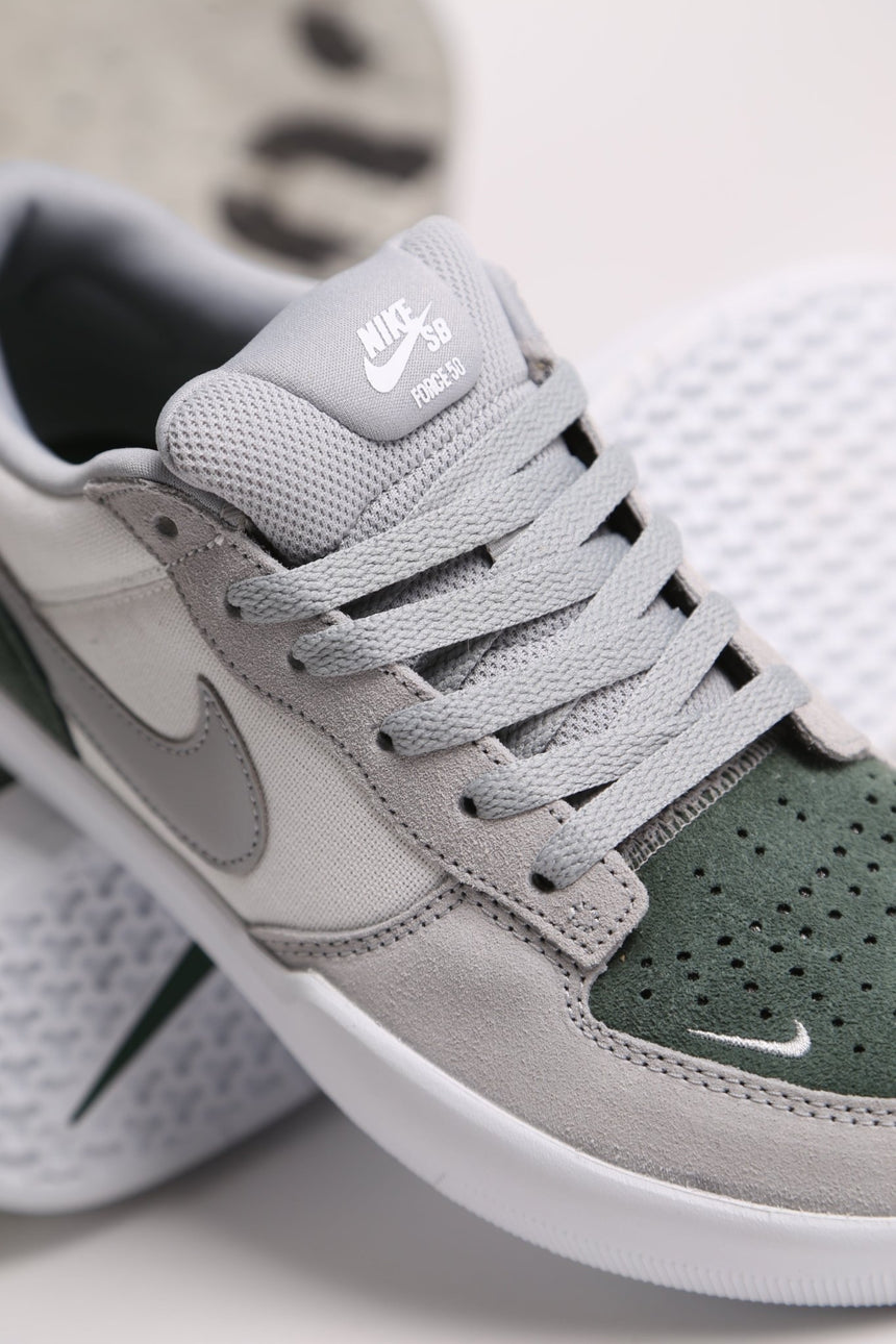 Nike Sb Force 58 - White Silver Fir Green - Spin Limit Boardshop
