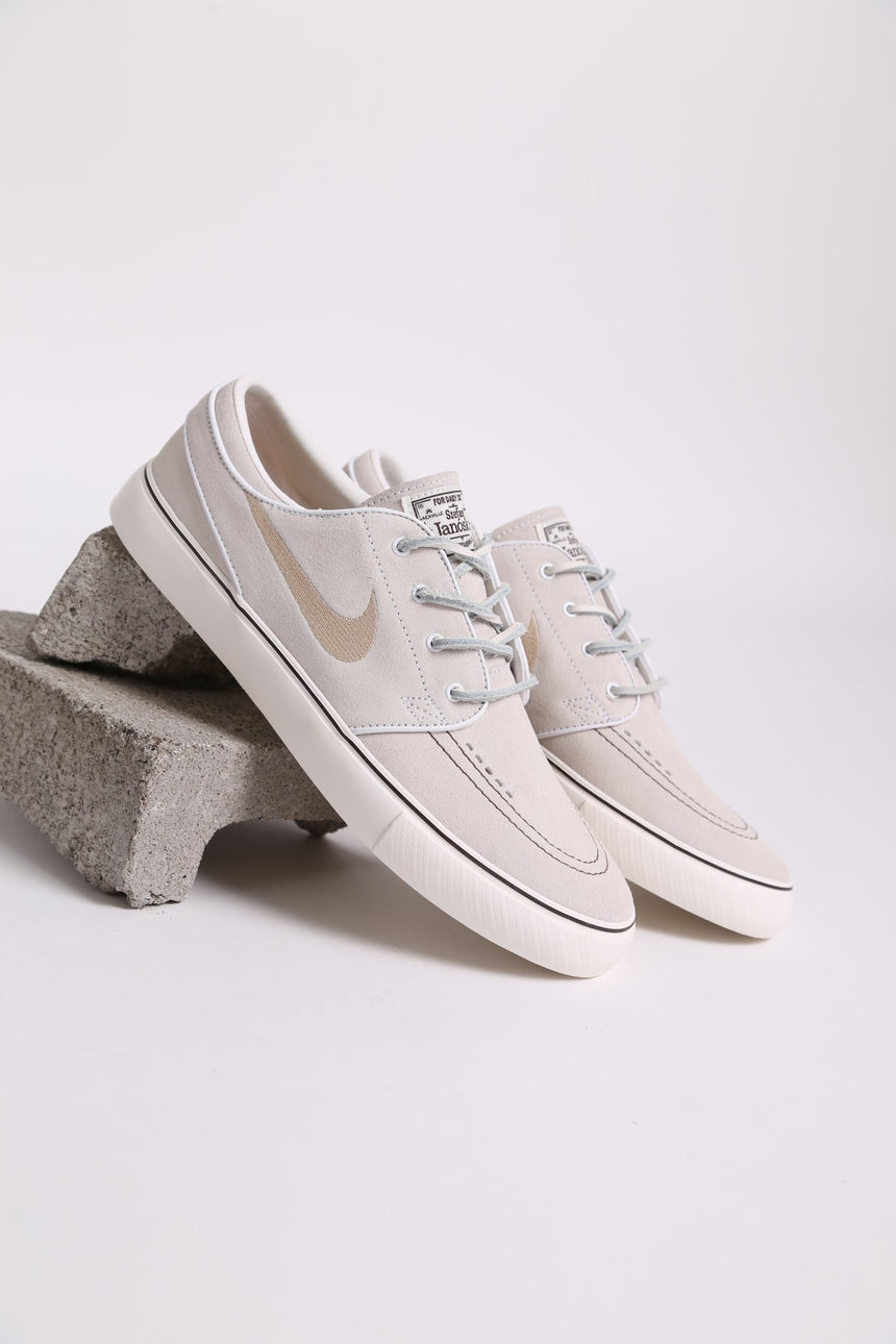 Nike SB Janoski OG + - Summit White - Spin Limit Boardshop