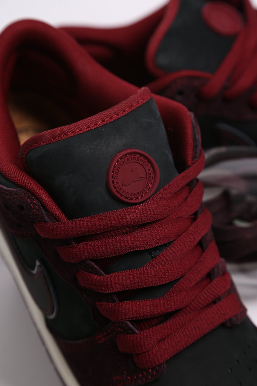 Nike SB x Riot Skateshop Dunk Low QS - Mahogany Dark Beetroot - Spin Limit Boardshop