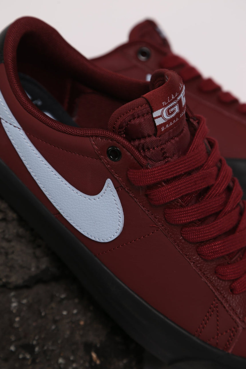 Nike Sb Zoom Blazer Low Pro GT - Dark Team Red - Spin Limit Boardshop