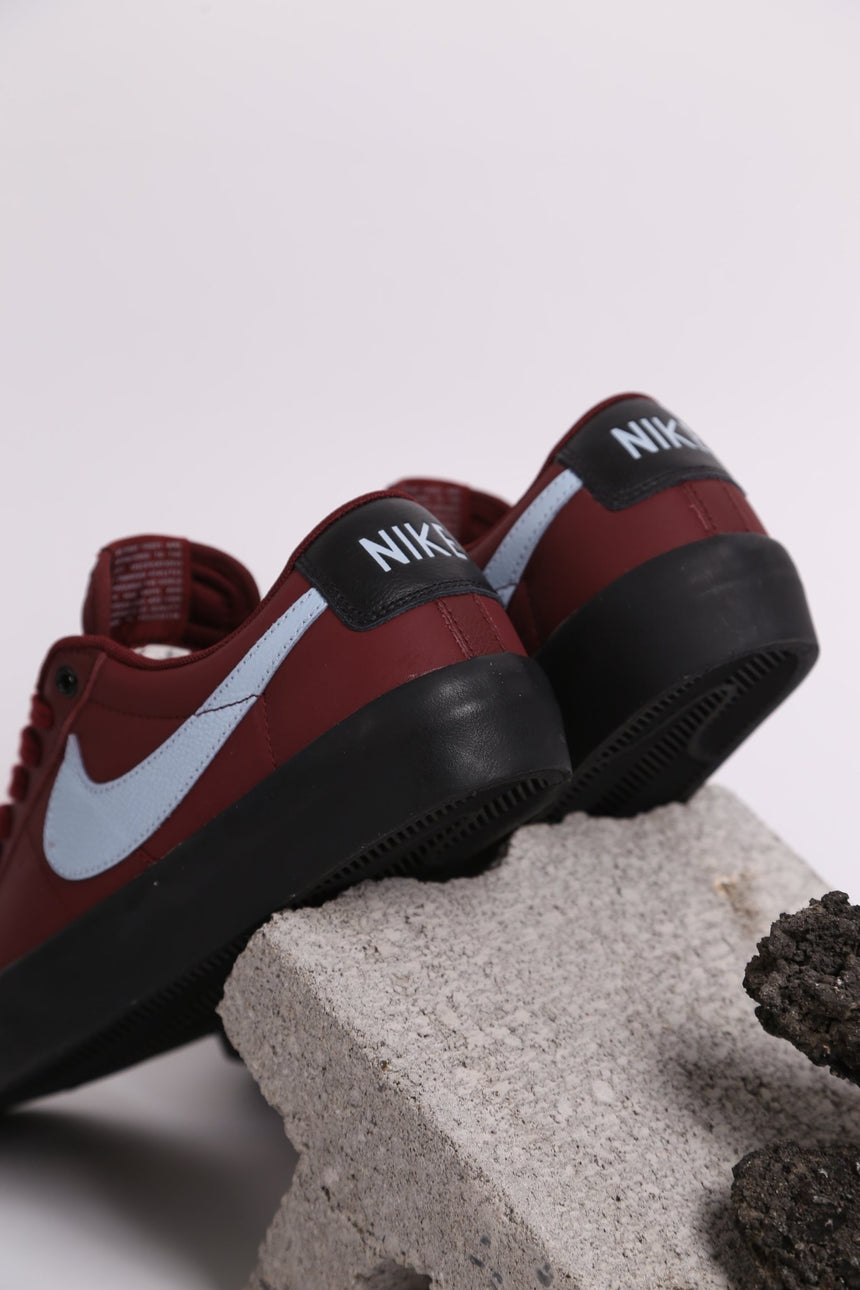 Nike Sb Zoom Blazer Low Pro GT - Dark Team Red - Spin Limit Boardshop