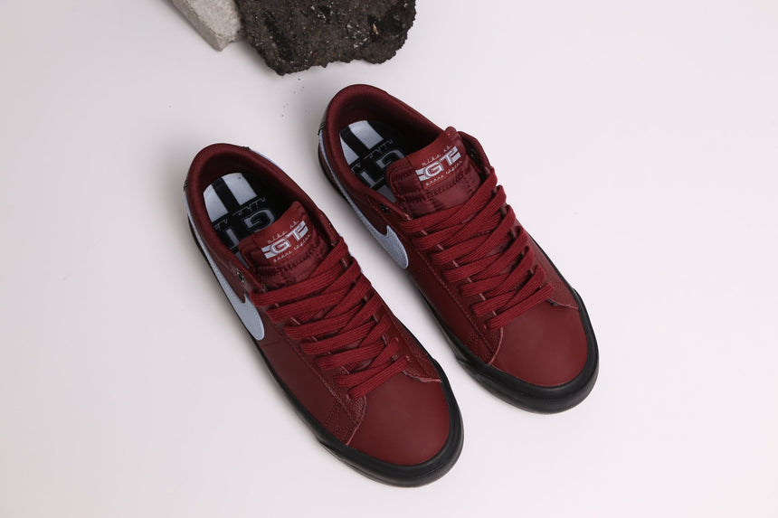 Nike Sb Zoom Blazer Low Pro GT - Dark Team Red - Spin Limit Boardshop